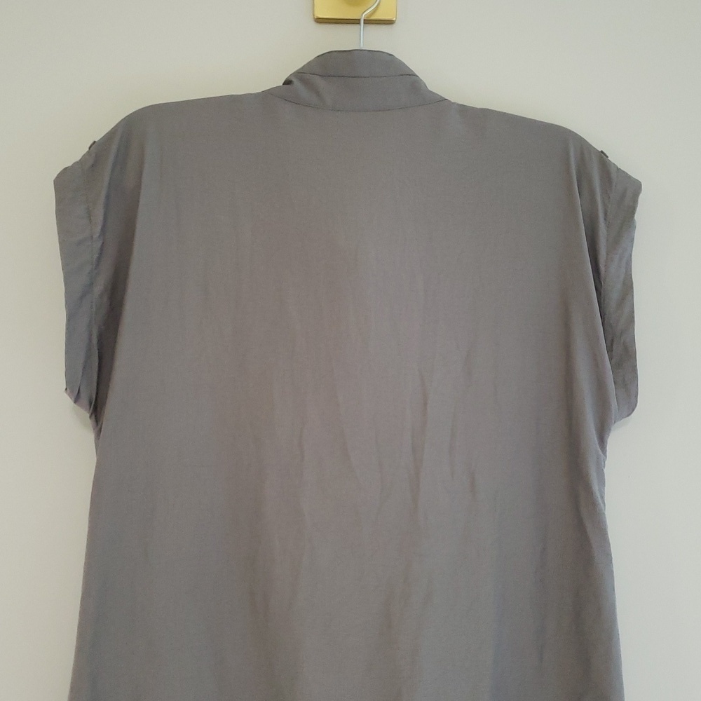 Tribal Women Button Up Vest Top 6 Gray Green Minimalist Travel Vacation Layering - Picture 7 of 15